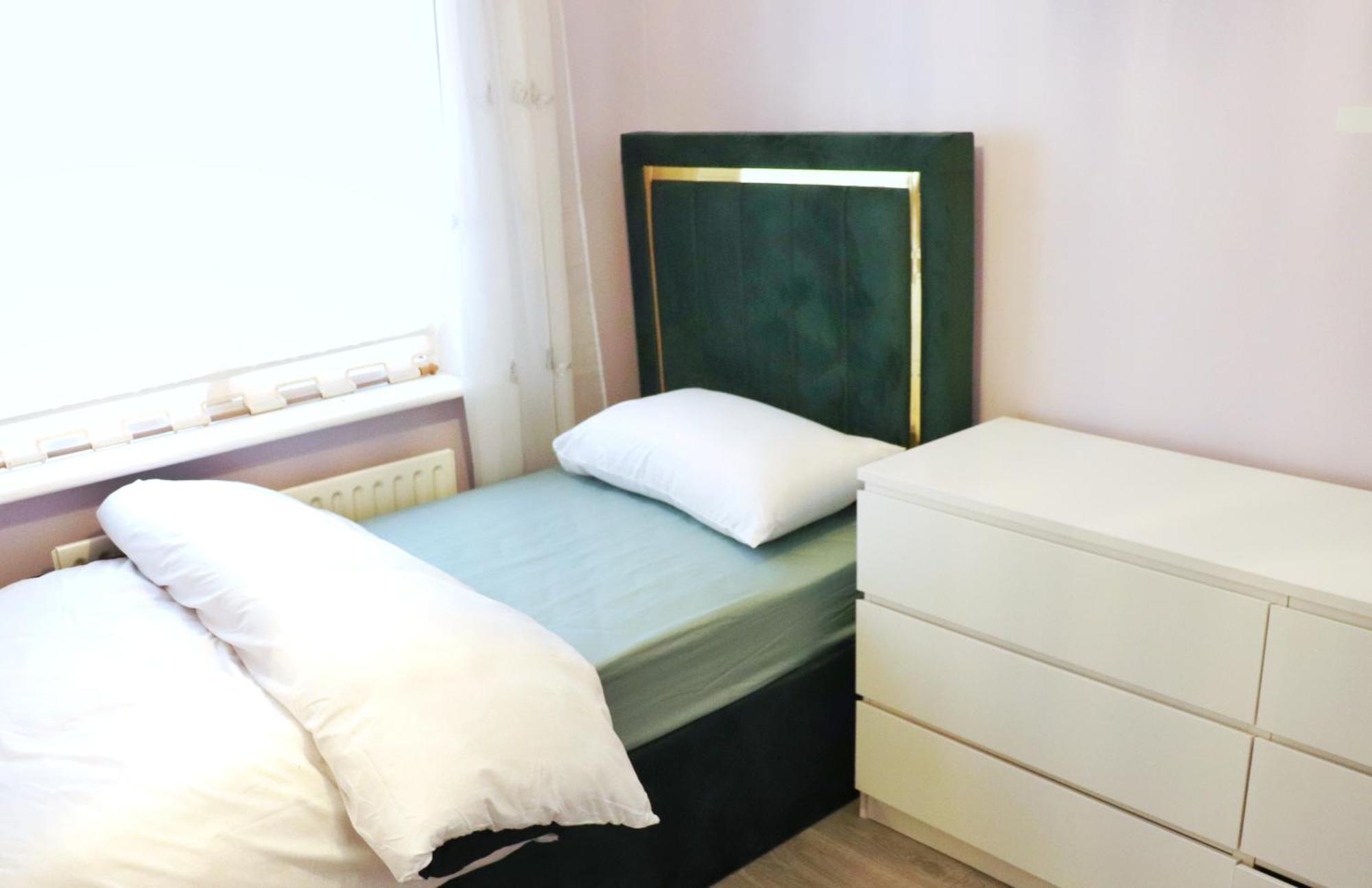 Deluxe Dwelling - 15 Mins From Cork City/Airport Apartment Bagian luar foto